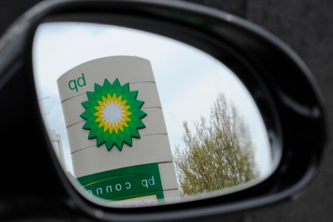 Politicians Pumped by BP Stock Holdings