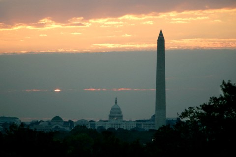 USA - Monuments - US Capitol Building and Washington Monument