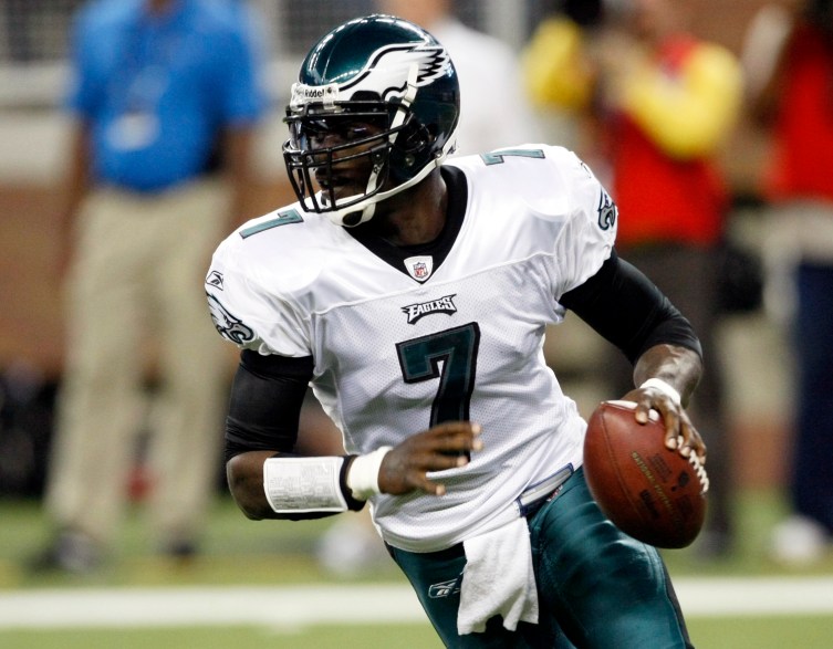 Philadelphia Eagles name Michael Vick starting quarterback - UPDATE 