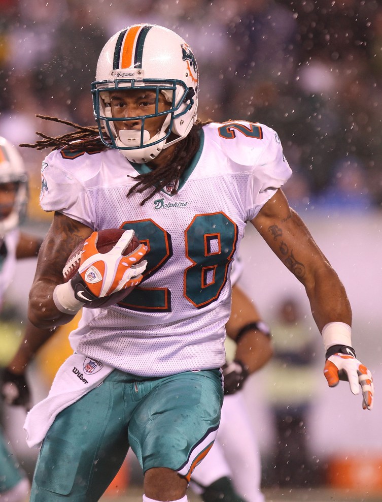 The Legends of the Water: Top Miami Dolphins Players in History - Miami  Dolphins