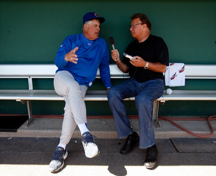 Ron Santo, Who Beat Diabetes to Become Chicago Cubs Star, Dies at 70 - CBS  News