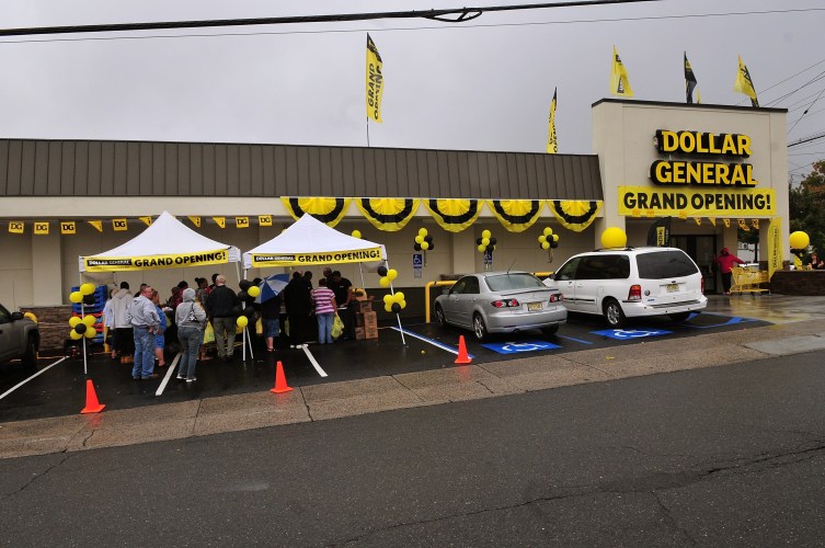 New Year’s Solution: Dollar General Adding Hundreds of Stores | TIME.com