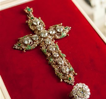 Papal Jewelry