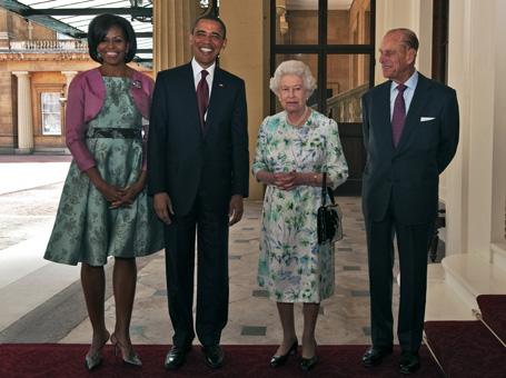 455px x 340px - Barack Obama, Queen Elizabeth II Exchange Rare Letters, Photographs |  TIME.com