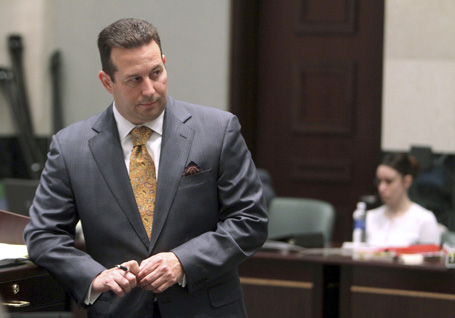 Jose Baez starts his defense of Casey Anthony at the Orange County Courthouse in Orlando (REUTERS/Red Huber)