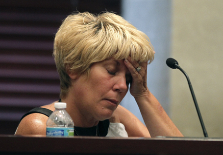 Cindy Anthony testifies during her daughter Casey Anthony's first-degree murder trial in Orlando (REUTERS/Red Huber/Pool)