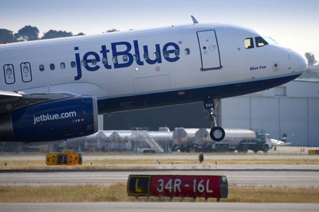 JetBlue Announces Quarterly Earnings