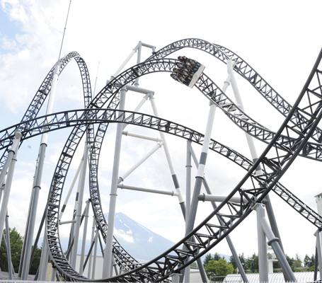 Watch The World s Steepest Roller Coaster Debuts in Japan TIME