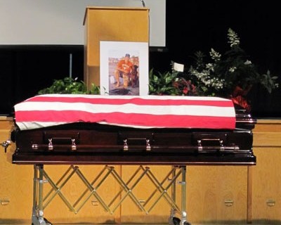 Navy SEAL Killed In Afghanistan Mourned By Dog
