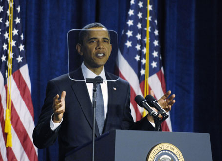 does president obama use a prompter