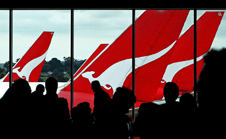 Qantas Flights Return To Skies