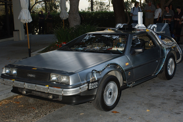 michael j fox foundation delorean auction