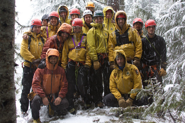 Park Ranger Killed After Falling 3,000 Feet During Mount Rainier Rescue