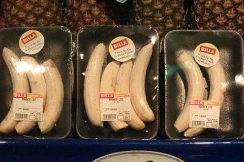peeled bananas on sale at Billa