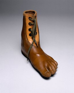 Jaipur artificial foot, 1982.