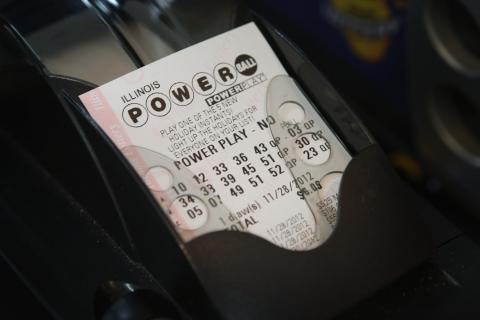 Powerball Jackpot Reaches A Record $550 Million