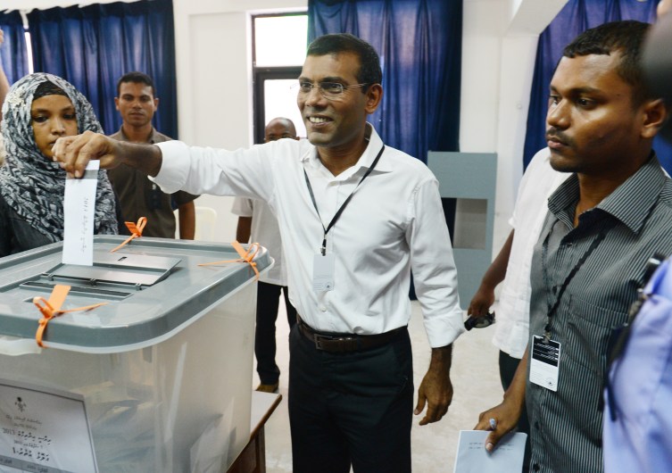 Giant White Underpants Hanging Outside Maldives Court Sparks Arrests ...