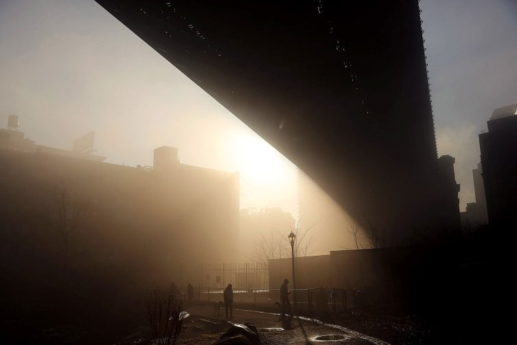 Weather in New York Photos of Fog Covering Manhattan